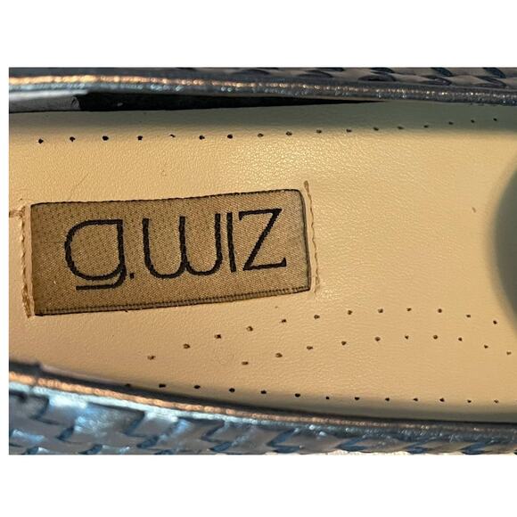G.Wiz Silver Grey Metallic Woven Pattern Loafers size 6M - Picture 9 of 9